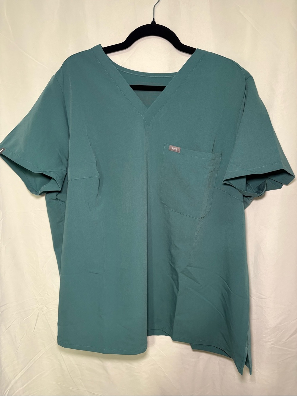 FIGS Women’s Teal V-Neck Scrub Top